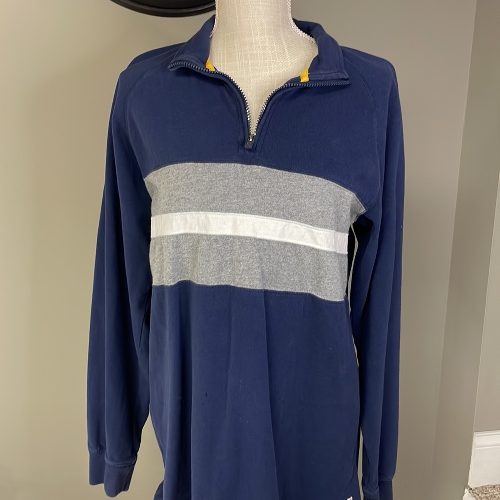 Chaps Men's Large long sleeved  1/4 zip pullover